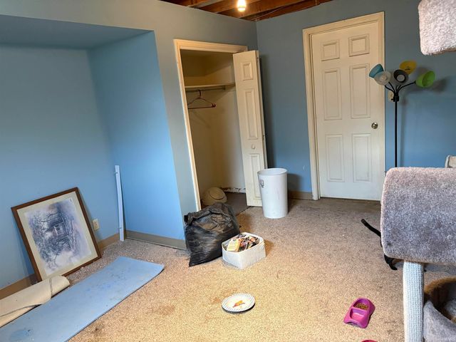 5200 Landview Drive, Newburgh, IN 47630