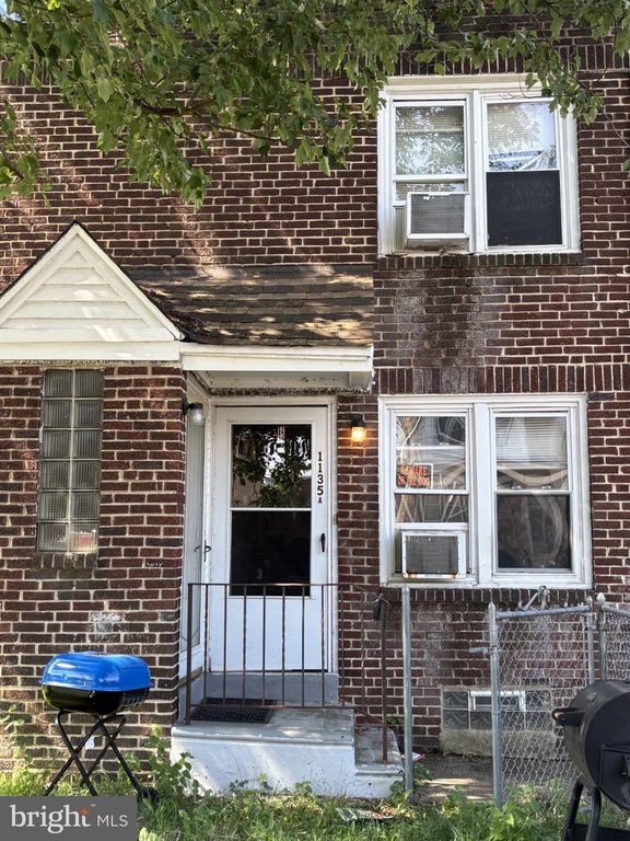 1135 EMPIRE AVE, CAMDEN, NJ 08103 — exterior