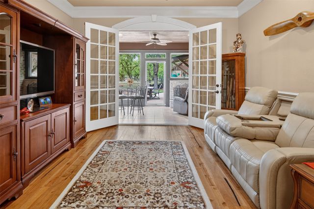 7402 Hampton Drive, Granbury, TX 76049