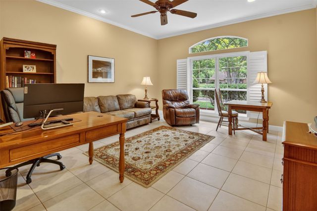 7402 Hampton Drive, Granbury, TX 76049