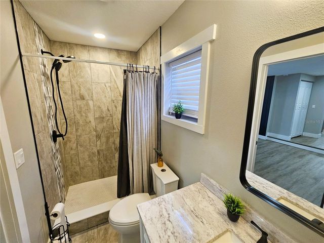 8711 N WICK PLACE, Tampa, FL 33604