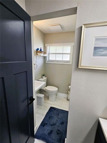 8711 N WICK PLACE, Tampa, FL 33604