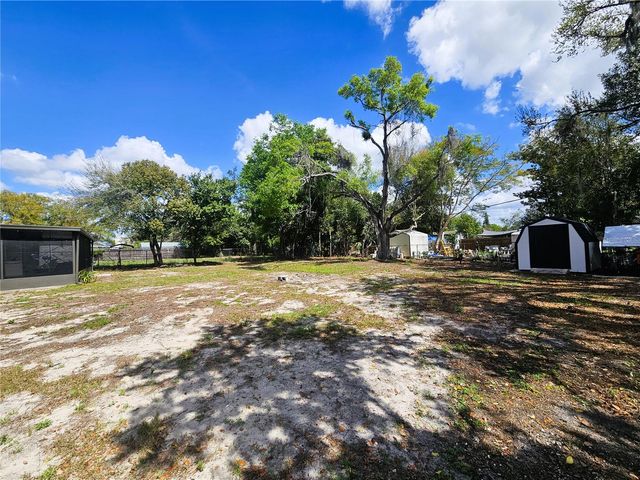 8711 N WICK PLACE, Tampa, FL 33604