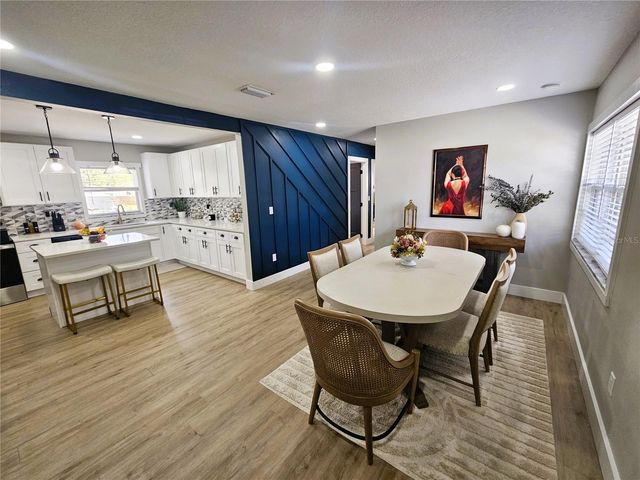 8711 N WICK PLACE, Tampa, FL 33604