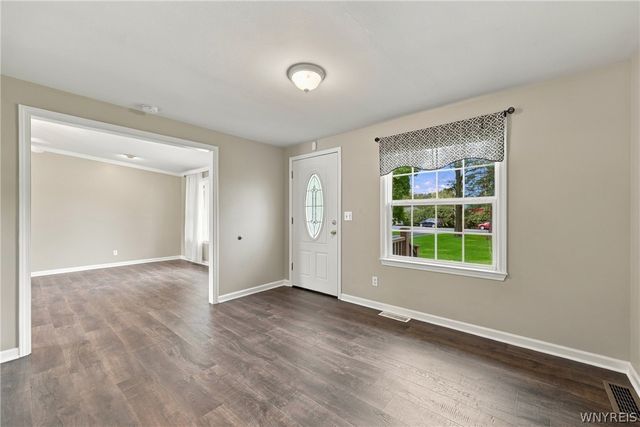 5808 Tonawanda Creek N Road, Pendleton, NY 14094