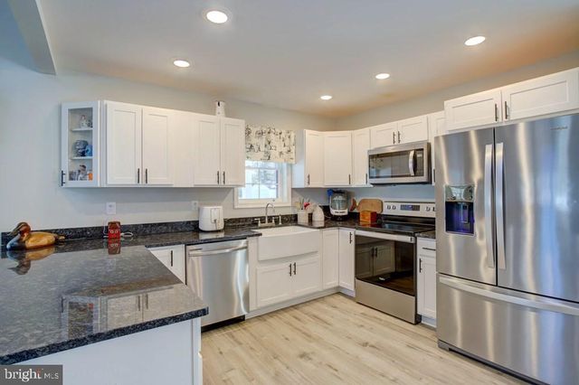 23337 HOLLY HILL LN, Wallops Island, VA 23337