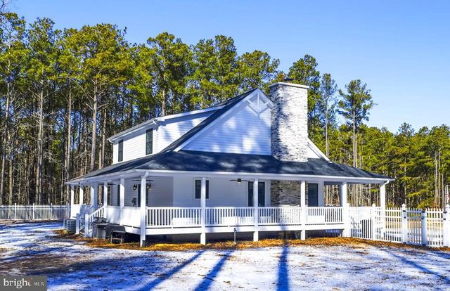 23337 HOLLY HILL LN, Wallops Island, VA 23337