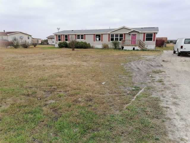1559 County Road 697, Farmersville, TX 75442