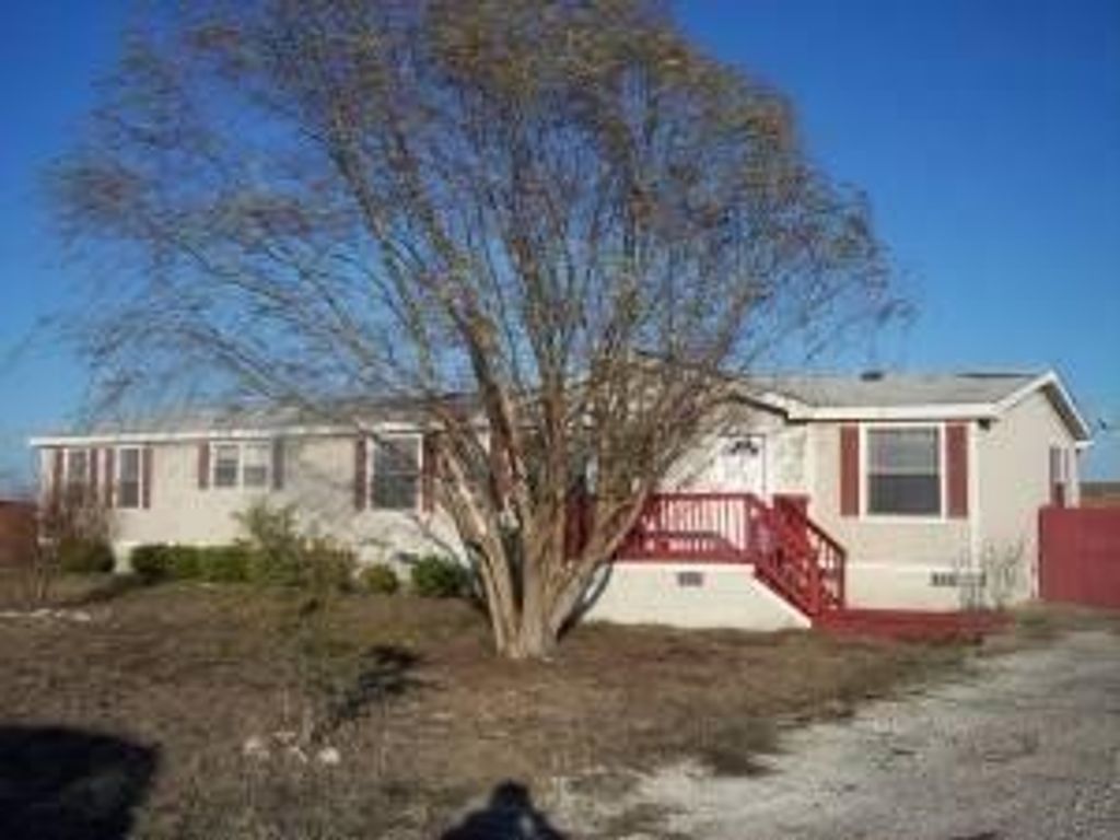 1559 County Road 697, Farmersville, TX 75442