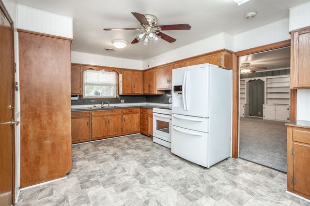 2218 FM 2071, Gainesville, TX 76240