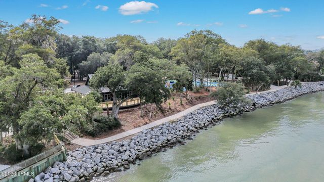 34 Seabrook Landing Drive, Hilton Head Island, SC 29926