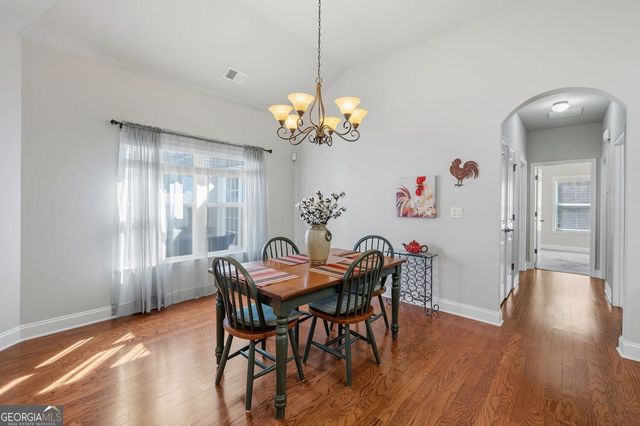 601 Abbey Drive, Woodstock, GA 30188