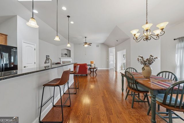 601 Abbey Drive, Woodstock, GA 30188
