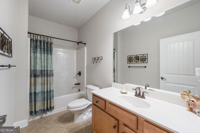 601 Abbey Drive, Woodstock, GA 30188
