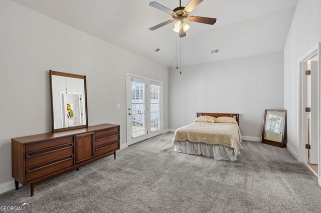 601 Abbey Drive, Woodstock, GA 30188