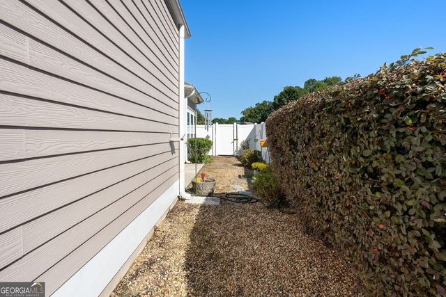 601 Abbey Drive, Woodstock, GA 30188
