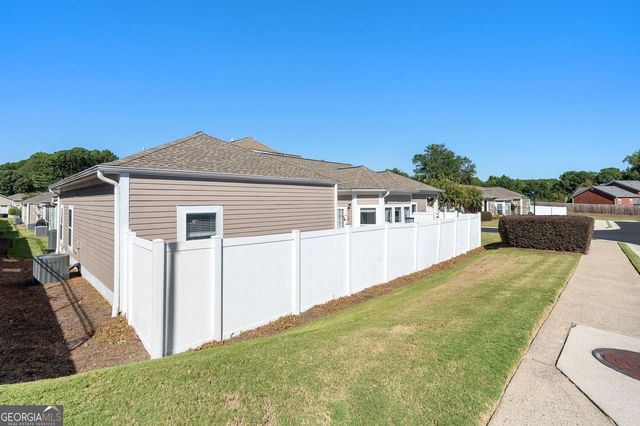 601 Abbey Drive, Woodstock, GA 30188
