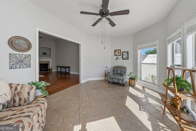 601 Abbey Drive, Woodstock, GA 30188