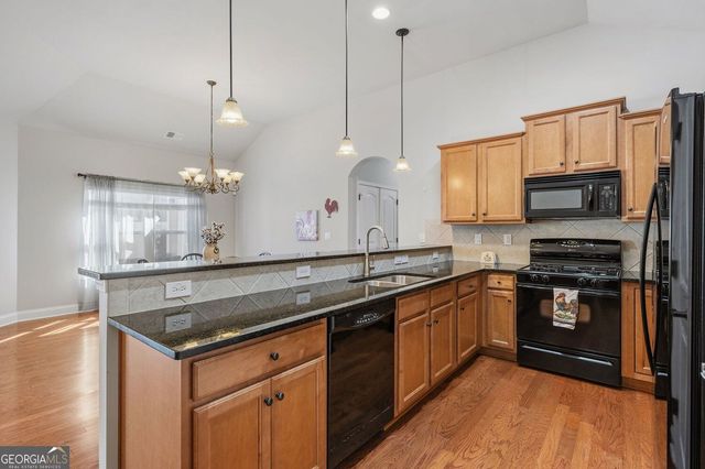 601 Abbey Drive, Woodstock, GA 30188