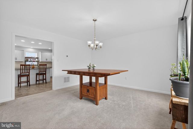 387 RESERVE LN, Mechanicsburg, PA 17050