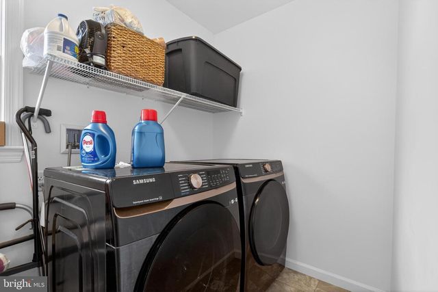 387 RESERVE LN, Mechanicsburg, PA 17050