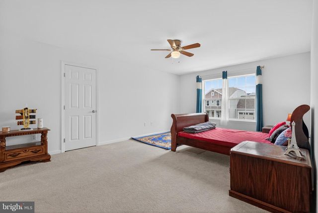 387 RESERVE LN, Mechanicsburg, PA 17050