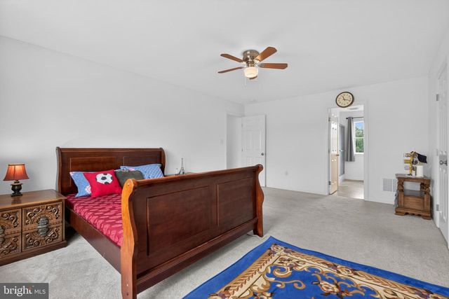 387 RESERVE LN, Mechanicsburg, PA 17050
