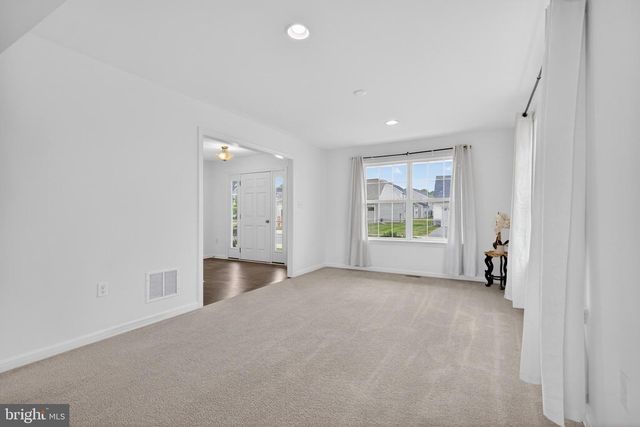 387 RESERVE LN, Mechanicsburg, PA 17050