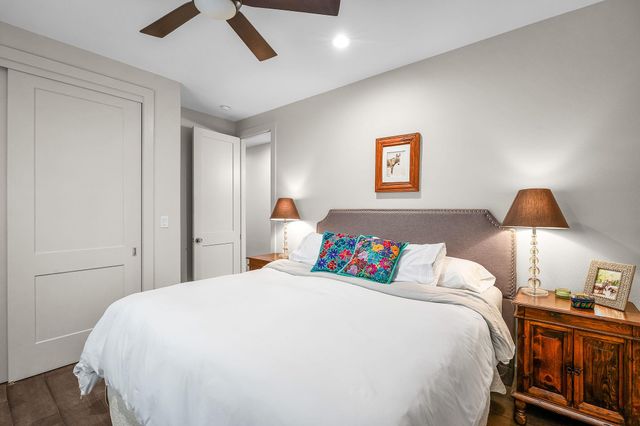 361 Rolling View CT, Canyon Lake, TX 78133