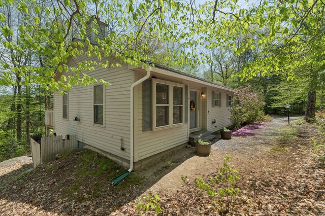 104 Greensward Drive, Grantham, NH 03753