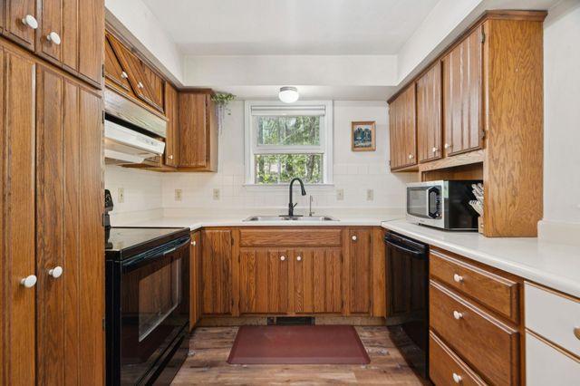 104 Greensward Drive, Grantham, NH 03753
