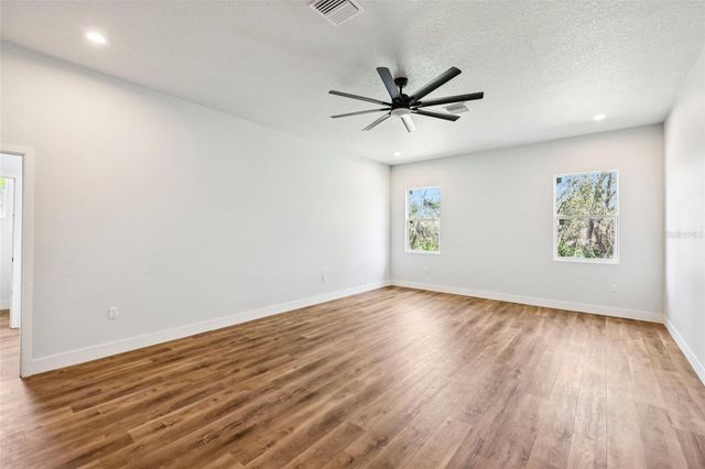 1623 MAGNOLIA AVENUE, Deland, FL 32724