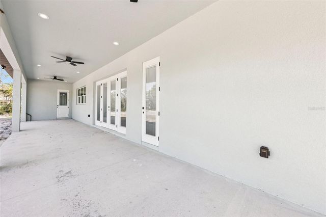 1623 MAGNOLIA AVENUE, Deland, FL 32724