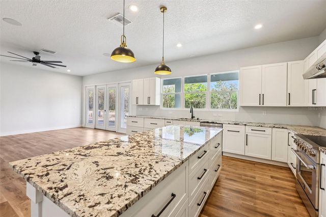 1623 MAGNOLIA AVENUE, Deland, FL 32724