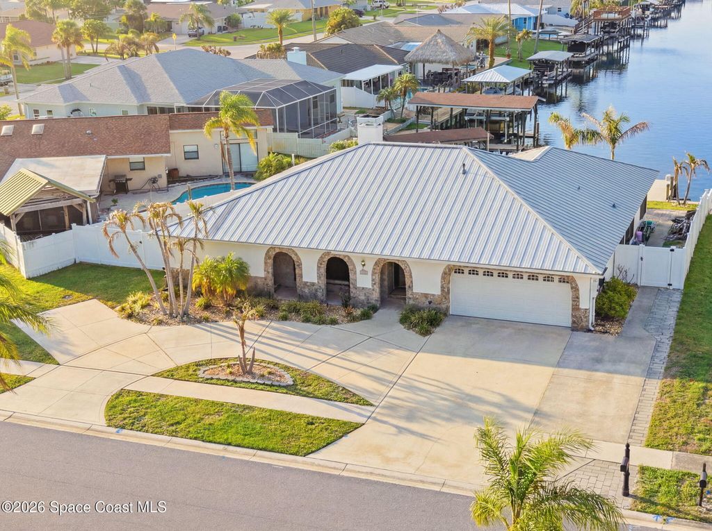 1525 Sykes Creek Drive, Merritt Island, FL 32953