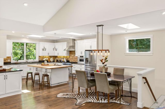 3425 Redwood Rd, Napa, CA 94558