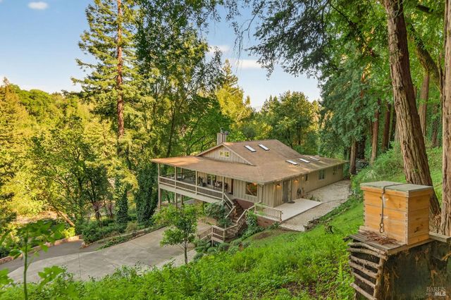 3425 Redwood Rd, Napa, CA 94558