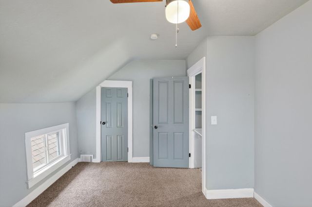 571 Front Avenue, Saint Paul, MN 55117