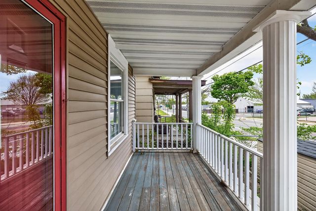 571 Front Avenue, Saint Paul, MN 55117