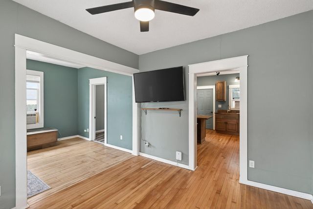 571 Front Avenue, Saint Paul, MN 55117