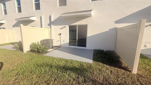 17209 ENGLISH CHESTNUT WAY, Land O Lakes, FL 34638