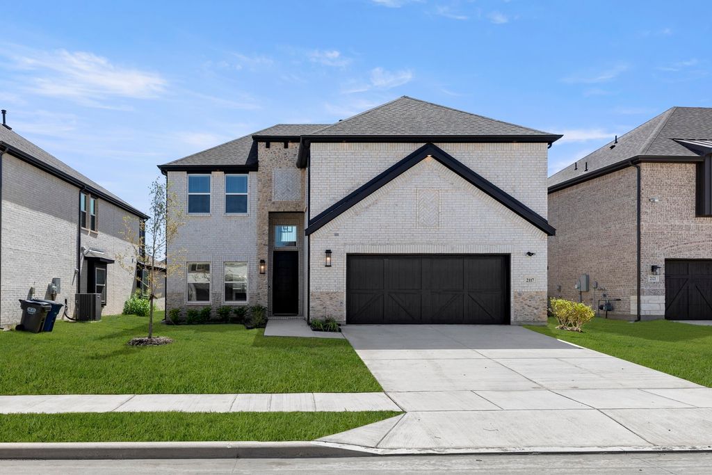 2117 N Corbera Drive, Little Elm, TX 75068 — exterior