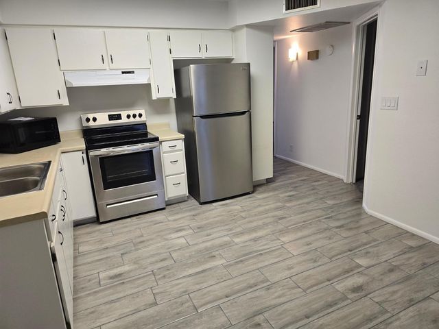 6124 E Akron, Mesa, AZ 85205