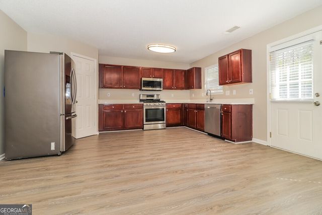 166 Birchfield Way, Dallas, GA 30132