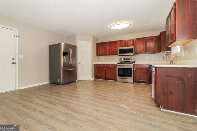 166 Birchfield Way, Dallas, GA 30132