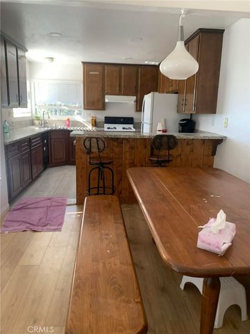 32490 Scandia Drive, Running Springs, CA 92382