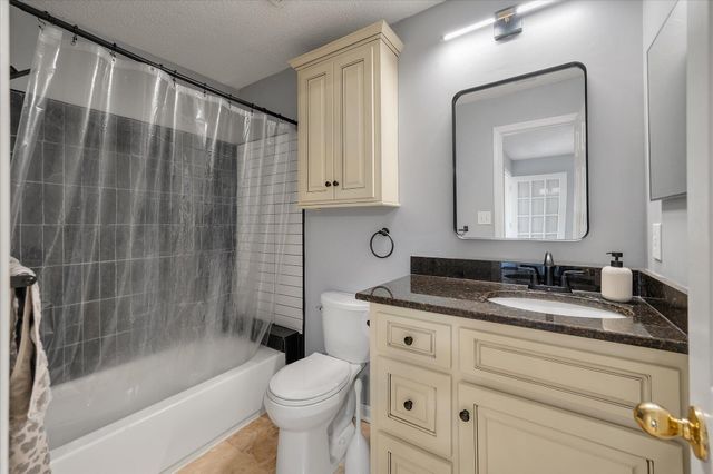 188 Midland Parkway Apt 105, Summerville, SC 29485