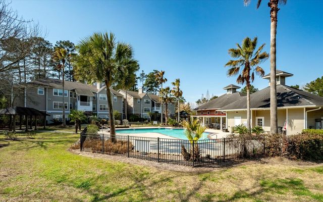 188 Midland Parkway Apt 105, Summerville, SC 29485