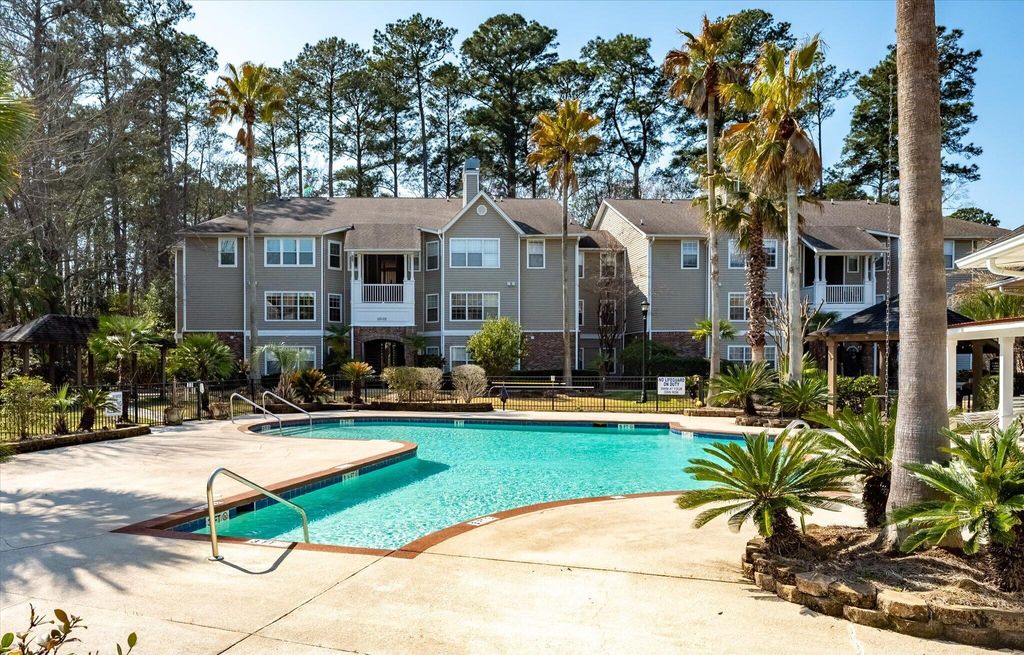 Image 38 of property listing at 188 Midland Parkway Apt 105, Summerville, SC 29485