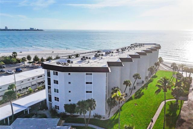 2110 BENJAMIN FRANKLIN DRIVE 303, Sarasota, FL 34236